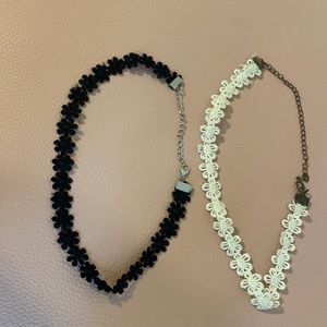 Set of 2 Choker Necklaces